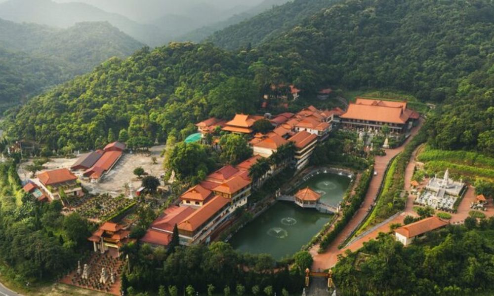 yen-tu-january-travel-guide